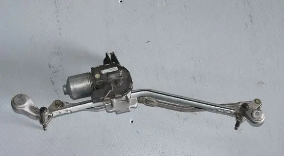 Mercedes-Benz GLK (X204) Wiper motor A2048201340