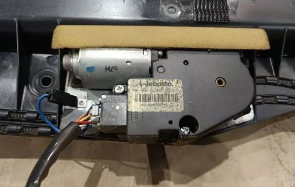 Nissan Murano Z50 Sunroof motor/actuator N219406G2488