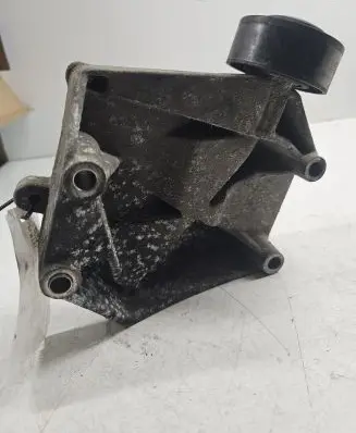 Opel Vectra C A/C compressor mount bracket 