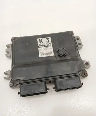 Suzuki Swift I Engine control unit/module 3392062J31 MB1123000932