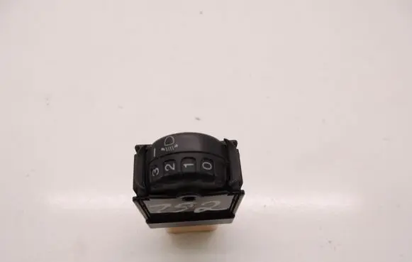 Toyota Yaris Headlight level height control switch D192