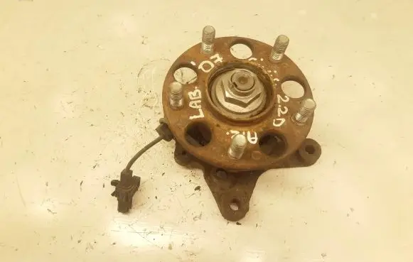 Honda Civic Rear wheel hub spindle/knuckle 
