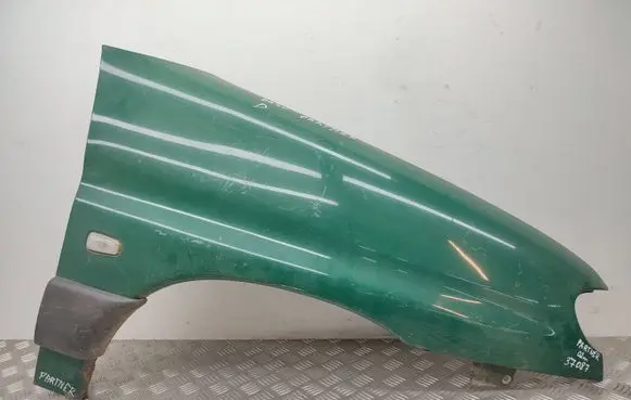 Peugeot Partner Fender