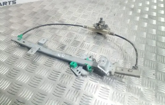 Rear door manual window regulator