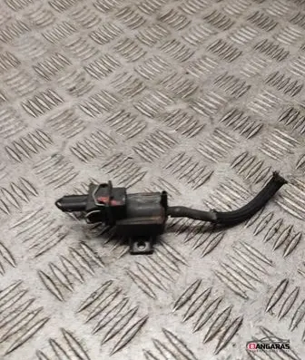 Toyota Avensis T250 Turbo solenoid valve 258600r010