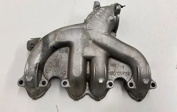 Volkswagen Touran I Intake manifold 03G129713K 03G129713