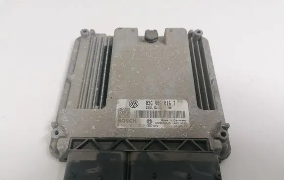 Volkswagen Golf Plus Engine control unit/module 03G906016T 0281011956