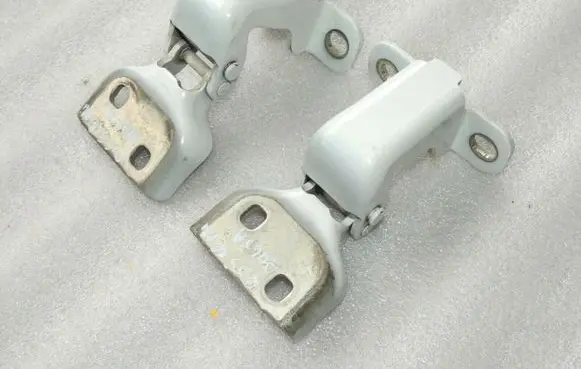 Renault Trafic III (X82) Front door hinge set 804005400R 93450652