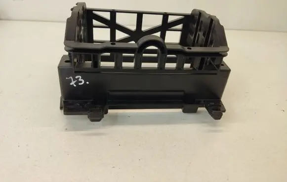 Radio/GPS head unit trim