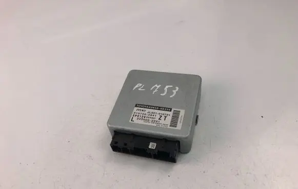 Toyota Yaris Power steering control unit/module 896500D334