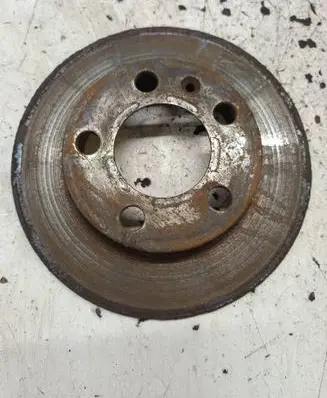 Volkswagen Golf IV Rear brake disc