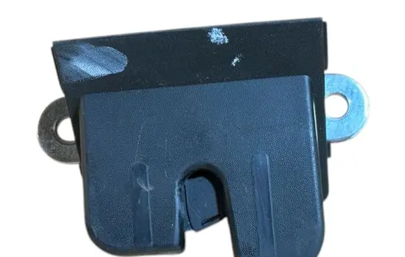 Seat Ibiza IV (6J,6P) Tailgate/trunk/boot lock/catch/latch 6J3827505B