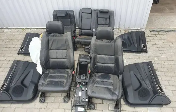 Jeep Grand Cherokee Interior set C01685009BL 070313 LHDWK