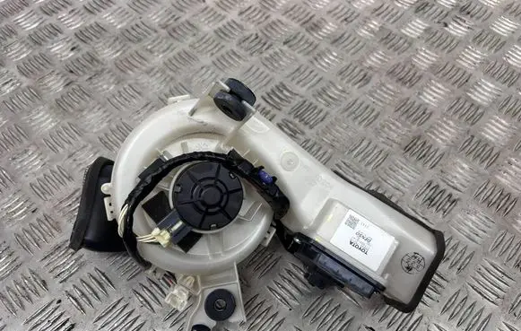 Toyota Mirai Hybrid/electric vehicle battery fan 8854075010
