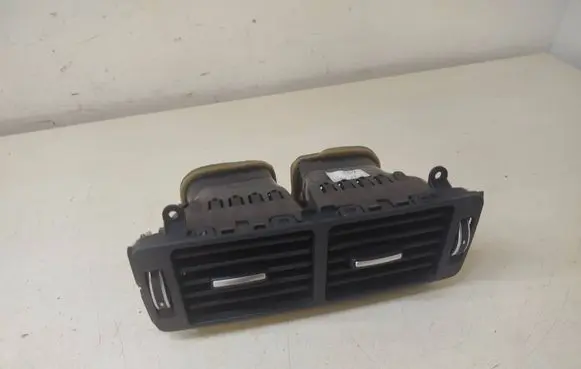 Land Rover Range Rover Sport L494 Dash center air vent grill EJ32014A22AA