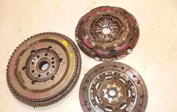 Ford Mondeo Mk III Clutch set kit 3S717540H2A 3S716477FA 1233682