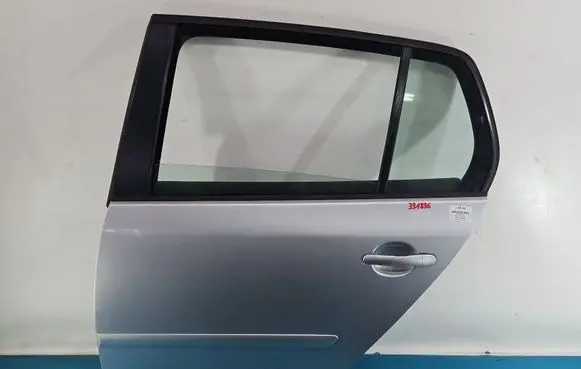 Volkswagen Golf V Rear door IMPRK1568343
