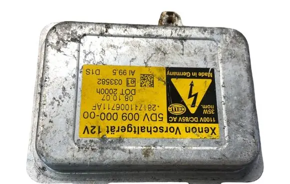 BMW 5 E60 E61 Headlight ballast module Xenon 5DV00900000 281711006711AF E1033582