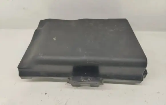 Seat Ibiza III (6L) Battery box tray cover/lid 6Q0915429D