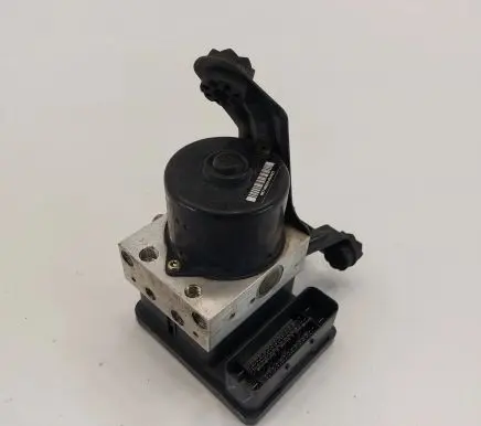 Mini One - Cooper R50 - 53 ABS Pump 6750254