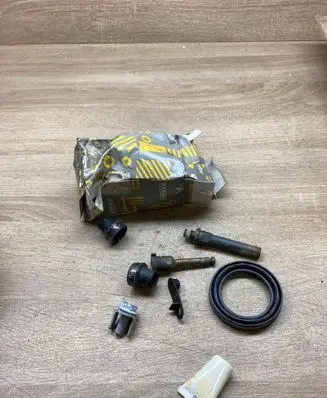 Renault Kangoo I Other brake parts 7701208016 CALIPERREPAIRKIT