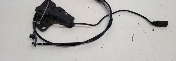 Audi A6 S6 C6 4F Engine bonnet/hood lock/catch 4F0823509A