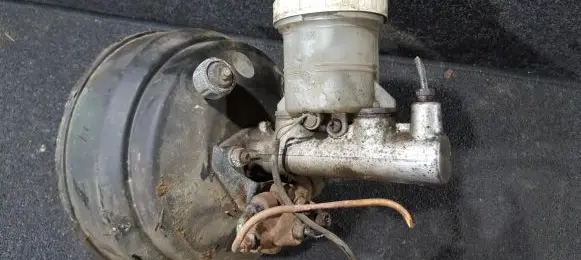 Mitsubishi Space Runner Master brake cylinder