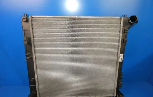 KIA Sportage Coolant radiator R200NFFFA0 201803020