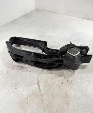 Mercedes-Benz E W211 Accelerator throttle pedal A2113000404