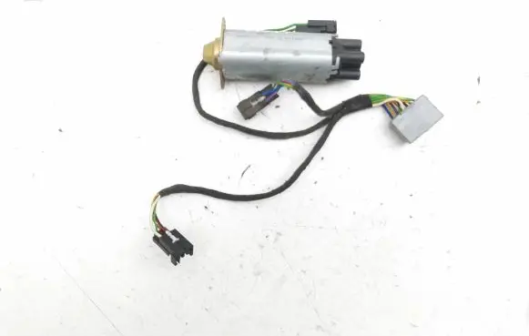 Volvo XC90 Seat adjustment motor 23112543