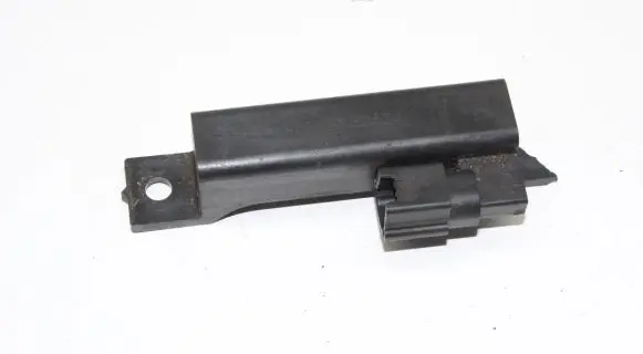 Nissan Juke I F15 Keyless system antenna 