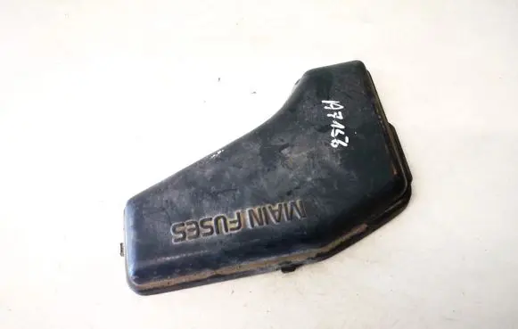 Volvo S70 V70 V70 XC Fuse box cover 9456707 9456708