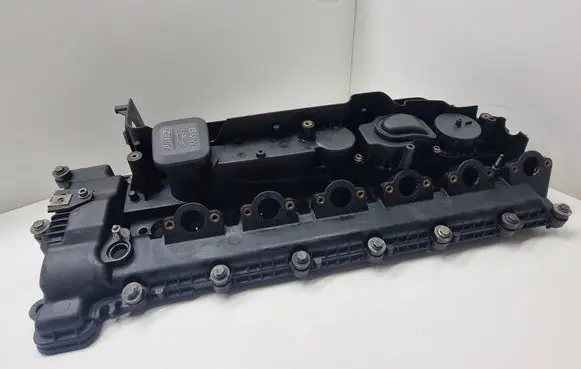 BMW 5 E39 Rocker cam cover 7787980 0928400458 2247444
