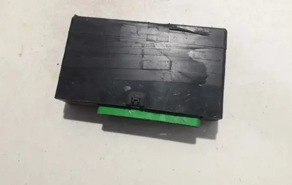 Volvo S40, V40 Other control units/modules 30889337 mb23230