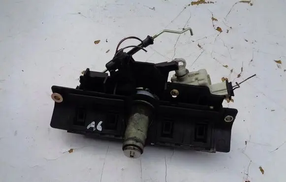 Tailgate/trunk/boot lock/catch/latch