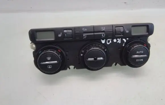 Skoda Octavia Mk2 (1Z) Climate control unit