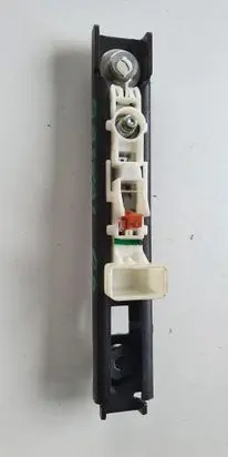 Nissan Qashqai+2 Seat belt adjustment motor 