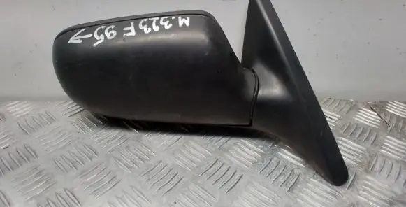 Mazda 323 F Front door electric wing mirror 011164