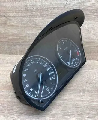 BMW 3 E90 E91 Speedometer (instrument cluster) 9143821 914382101 LHD