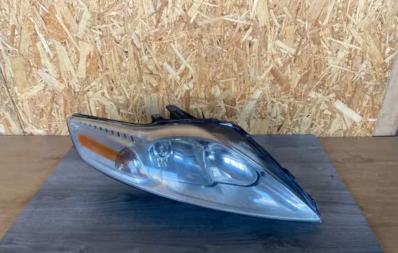 Ford Mondeo MK IV Headlight/headlamp 7S7113W029AH 0118102A