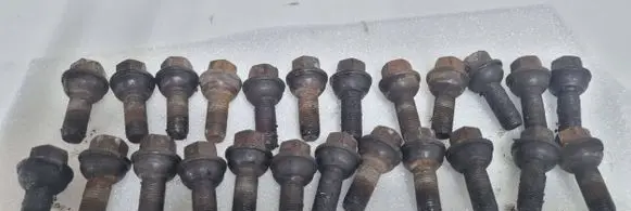 Mercedes-Benz Sprinter W906 Nuts/bolts 