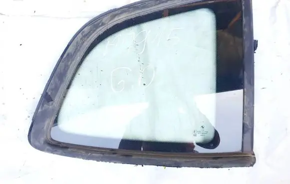 BMW 2 F22 F23 Rear side window