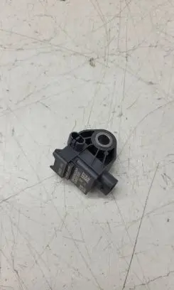 Chrysler Pacifica Airbag deployment crash/impact sensor 68483900AA
