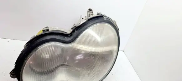 Mercedes-Benz C W203 Headlight/headlamp A2038200161 0301166201