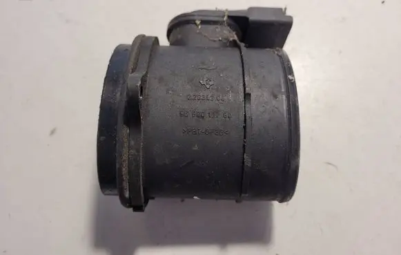 Citroen C4 I Picasso Mass air flow meter 9650010780 72834204