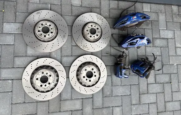 BMW X3M F97 Brake discs and calipers set 8054825 8054826 8054827