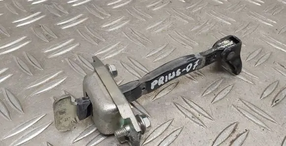Toyota Prius (XW20) Rear door check strap stopper
