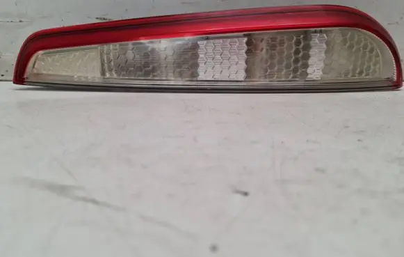 Ford Focus Rear/tail lights 8M5113404c RS102R102 AR00AR00