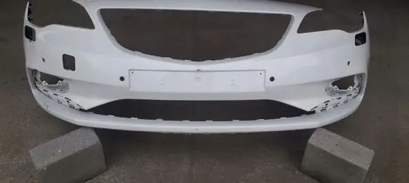 Opel Cascada Front bumper 13369002