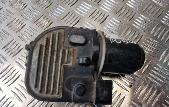 Volkswagen PASSAT B6 Wiper motor 3C1955419